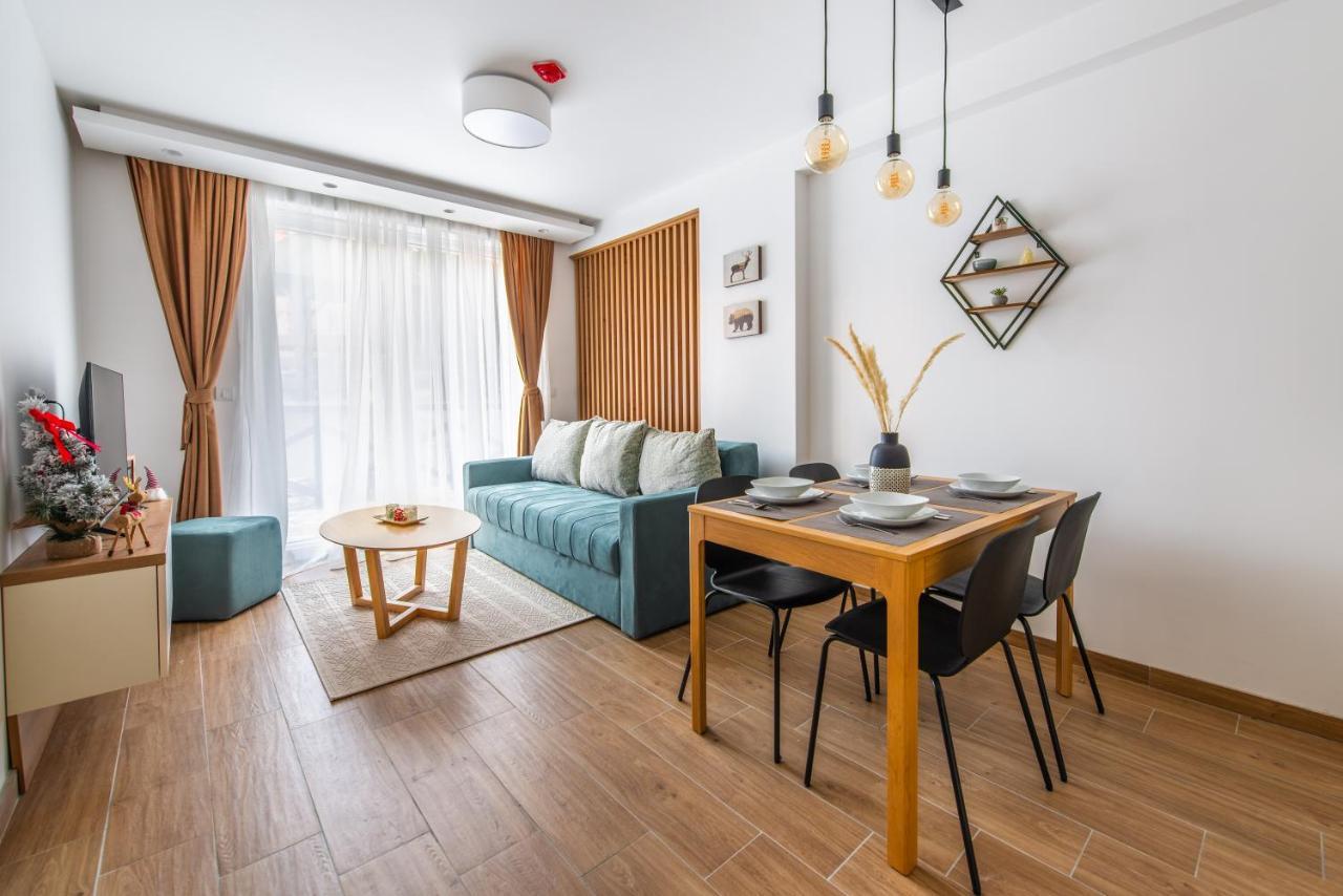Greenwood Apartments In Kraljevi Cardaci โคเปานิก ภายนอก รูปภาพ