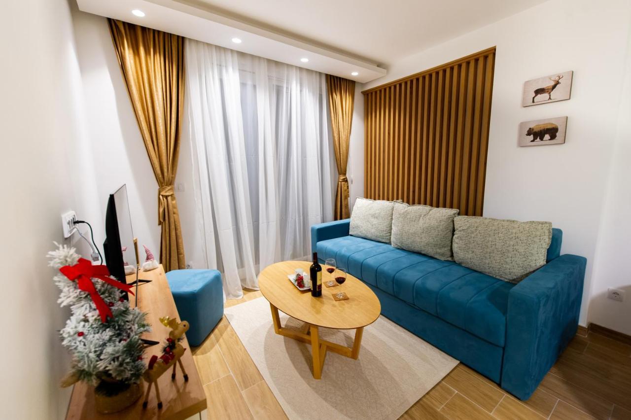 Greenwood Apartments In Kraljevi Cardaci โคเปานิก ภายนอก รูปภาพ