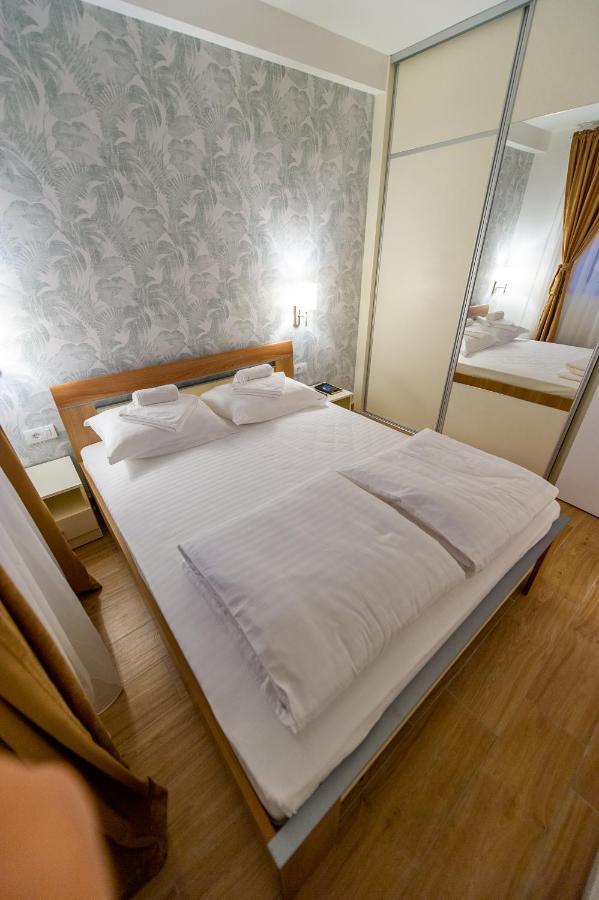 Greenwood Apartments In Kraljevi Cardaci โคเปานิก ภายนอก รูปภาพ