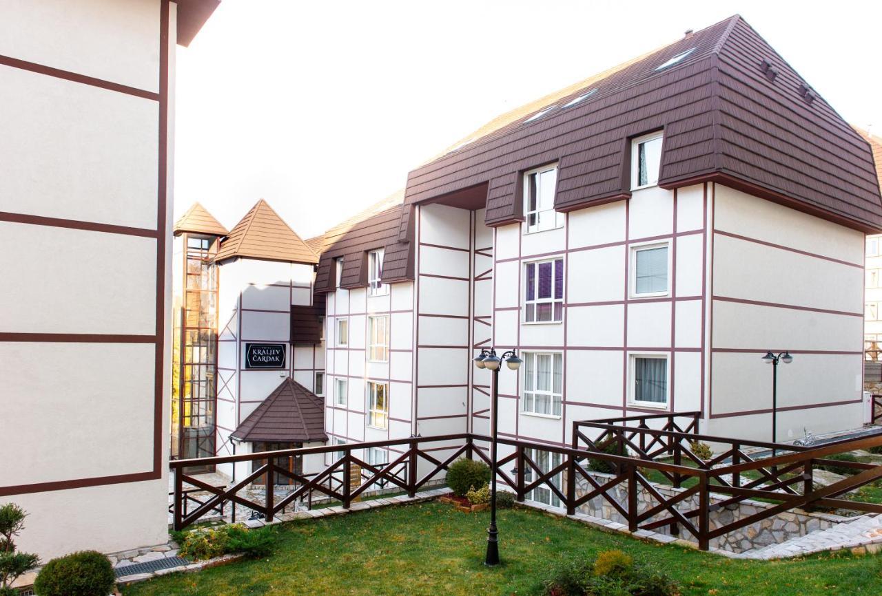 Greenwood Apartments In Kraljevi Cardaci โคเปานิก ภายนอก รูปภาพ
