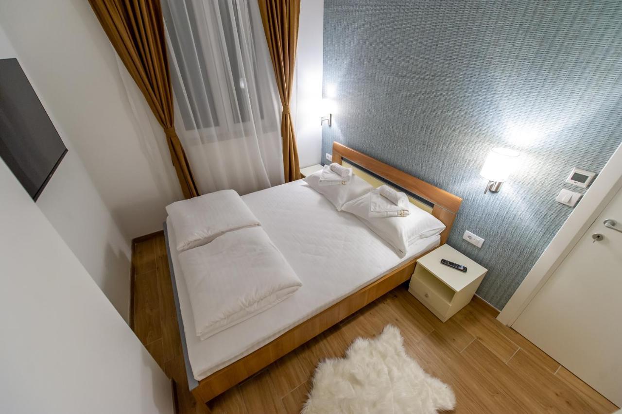 Greenwood Apartments In Kraljevi Cardaci โคเปานิก ภายนอก รูปภาพ
